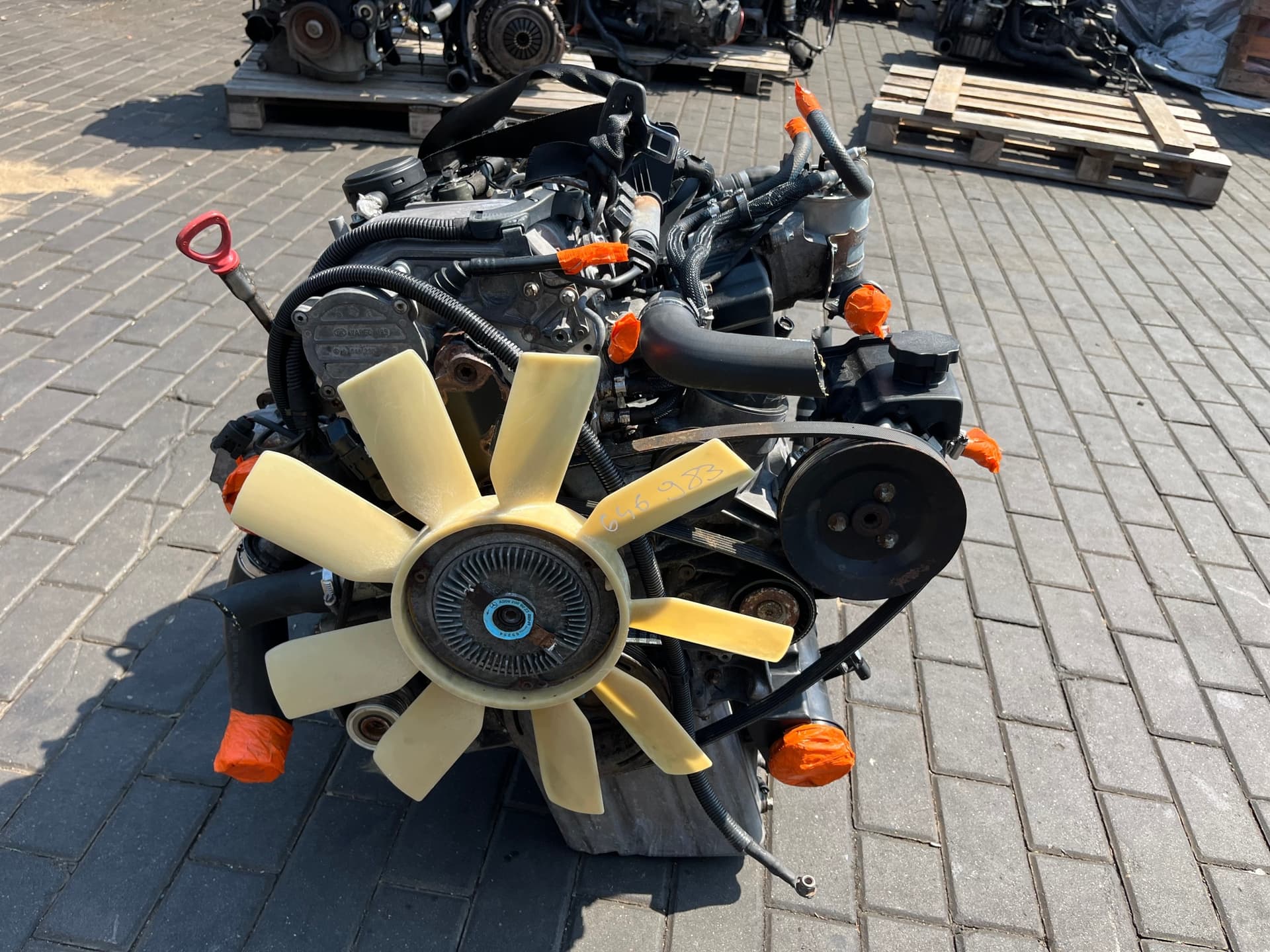 Moteur M 111.980 — vue 2