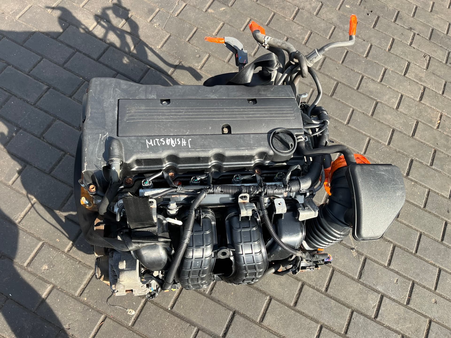 Moteur 4B12 — vue 15