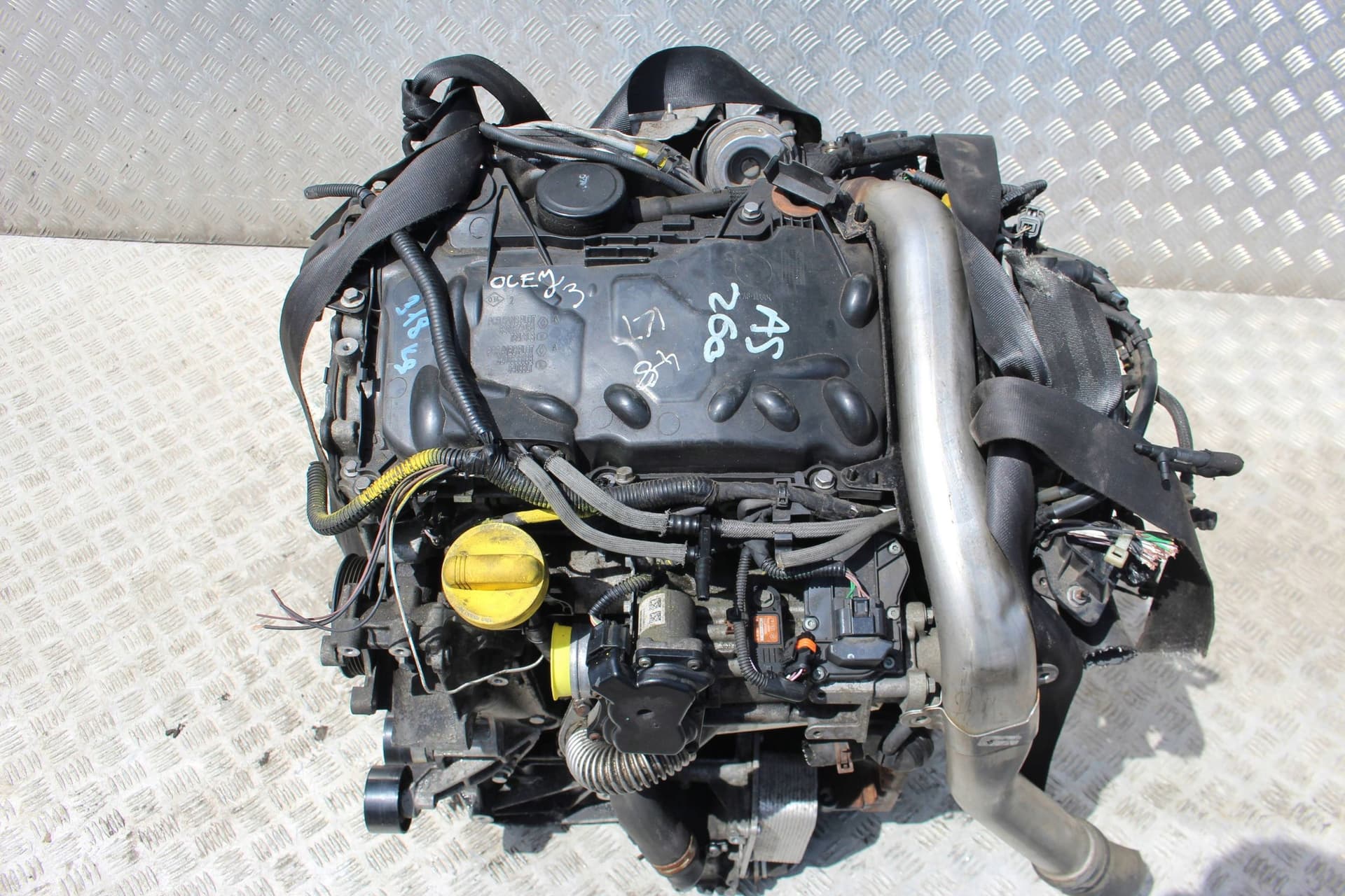 Moteur M9R 815 — vue 2