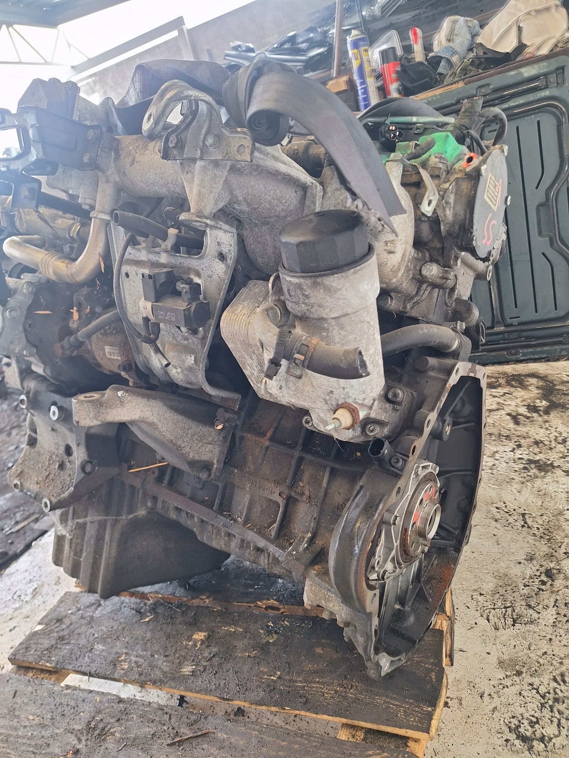 Moteur D27DTP — vue 6