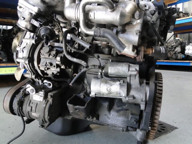 Moteur D4CB — vue 5