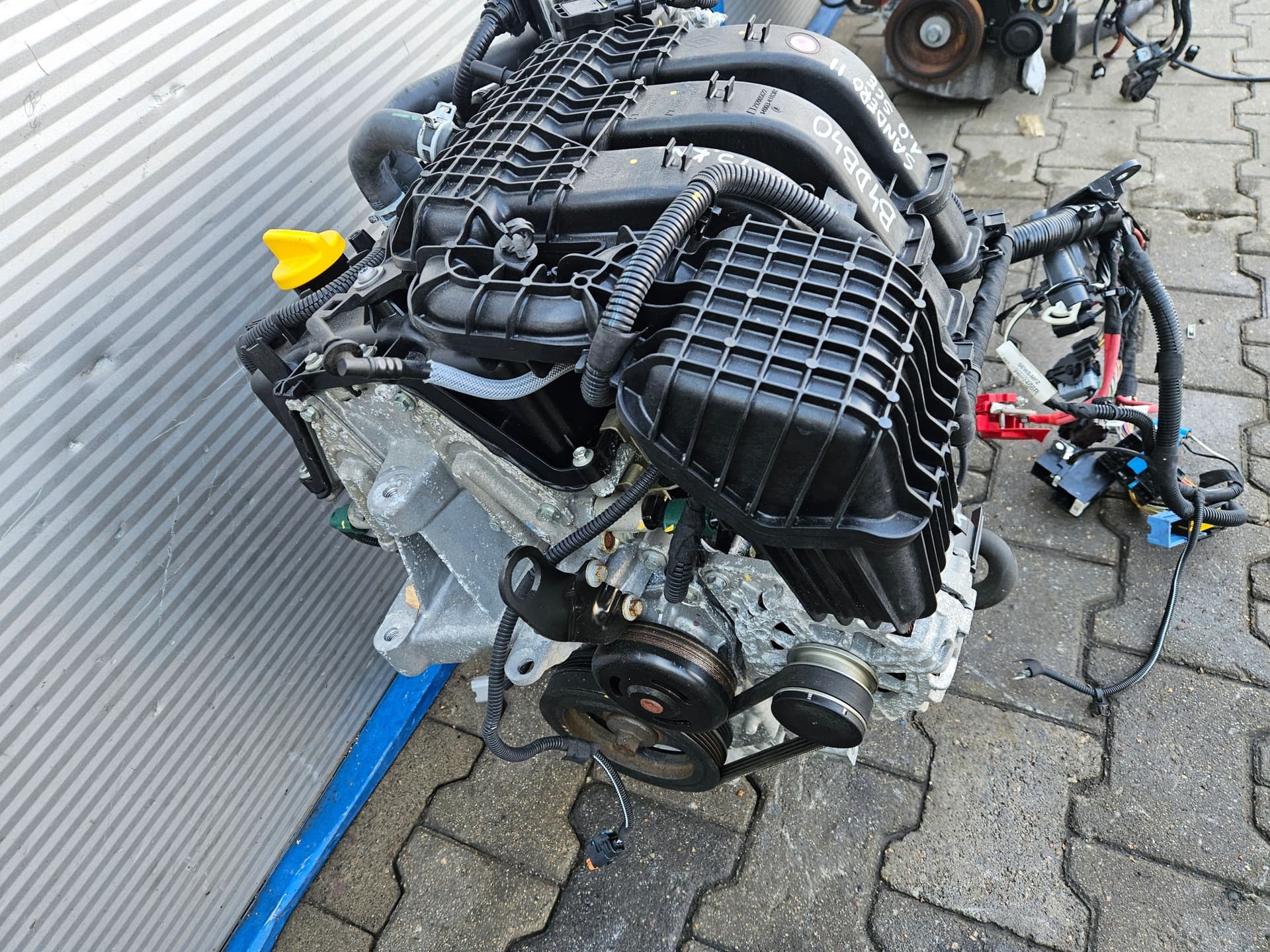 Moteur B4D 400 — vue 4