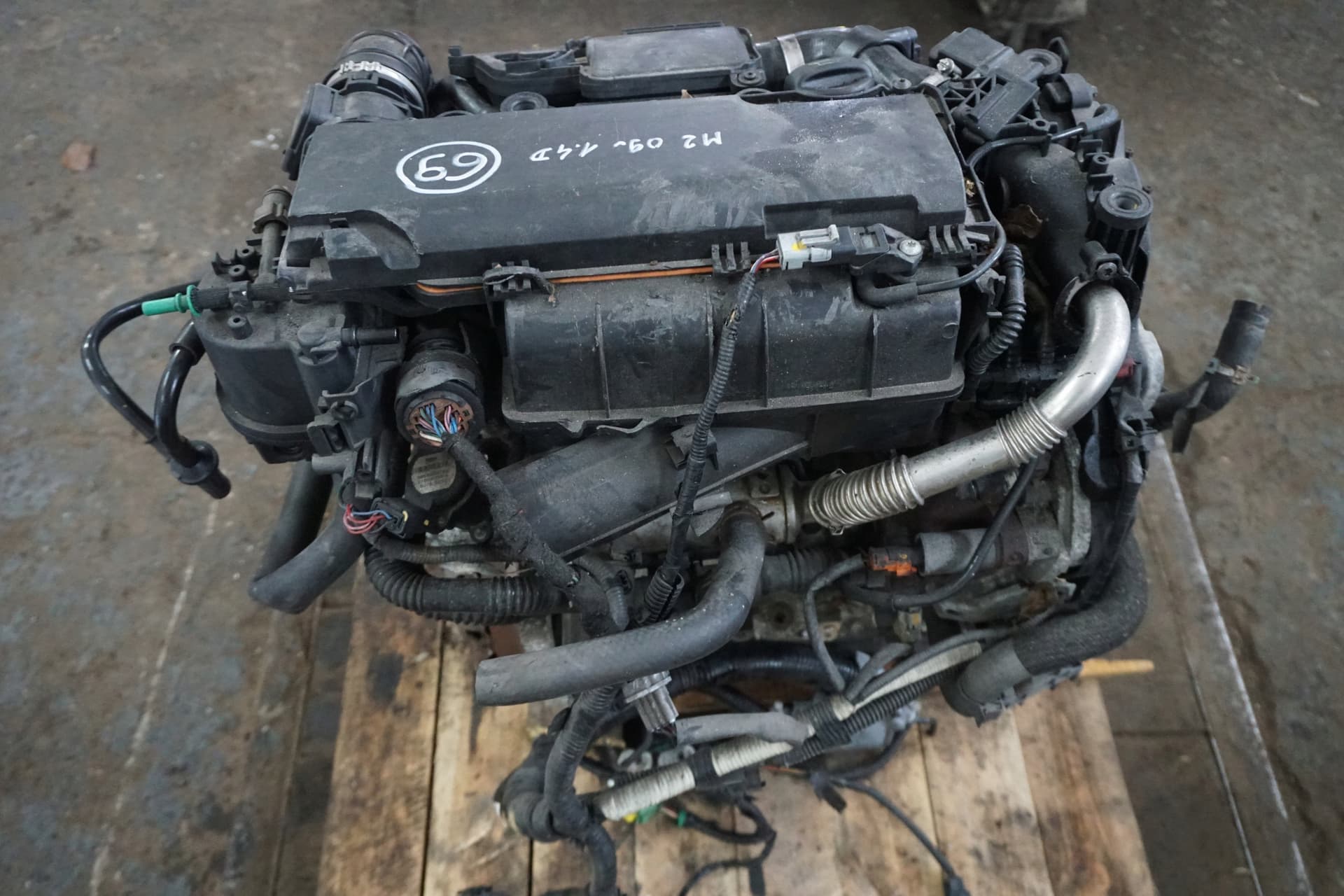 Moteur Y404 — vue 3
