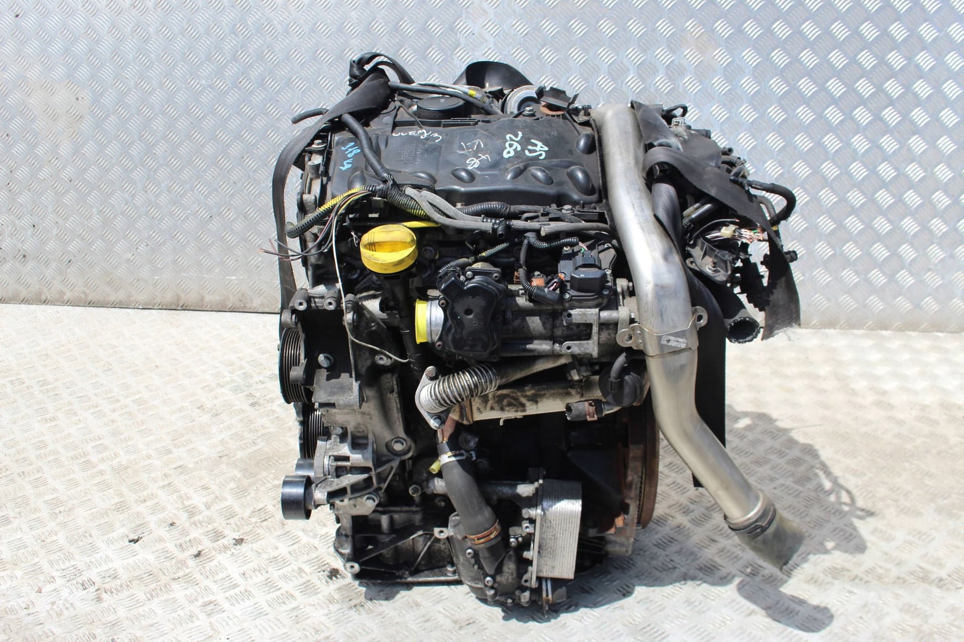 Moteur M9R 815 — vue 2