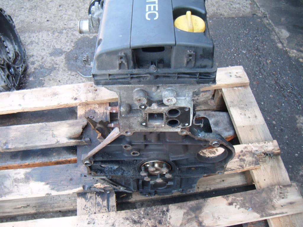 Moteur Z 16 XEP — vue 3