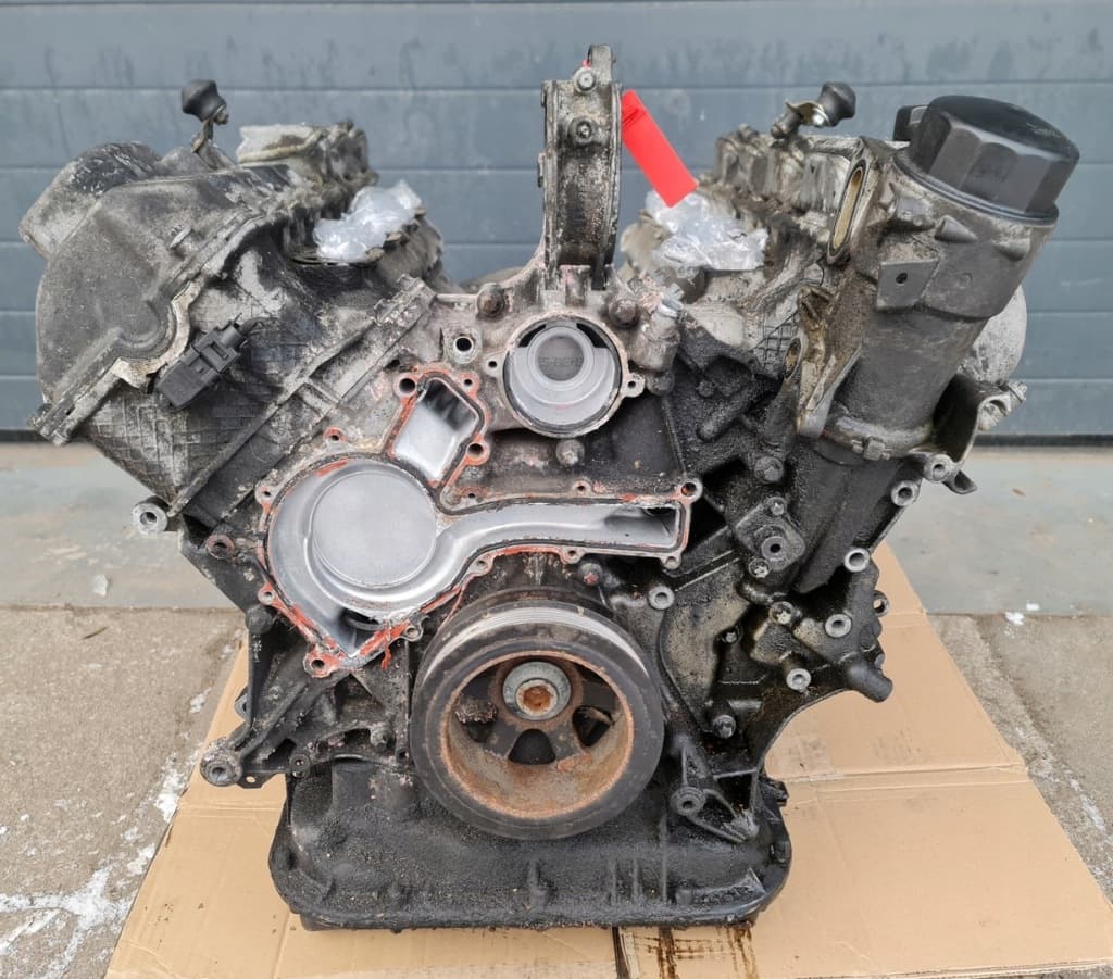 Moteur M 113.960 — vue 3