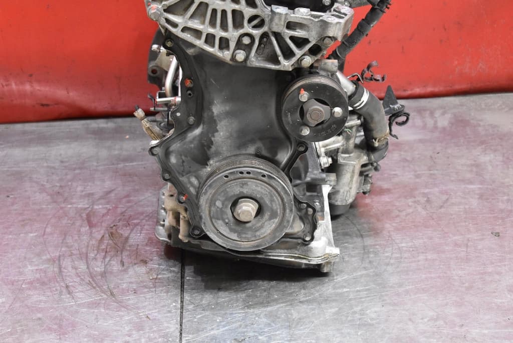 Moteur M9R 814 — vue 8
