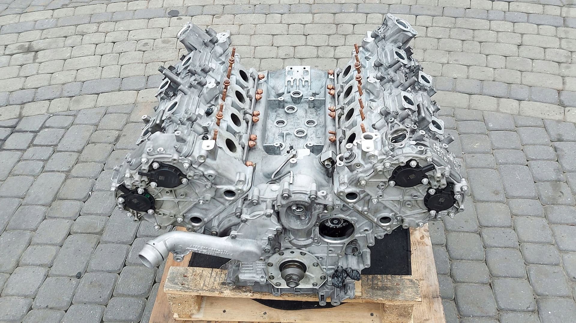 Moteur M 177.950 pour Aston Martin Dbx 4.0 Petrol