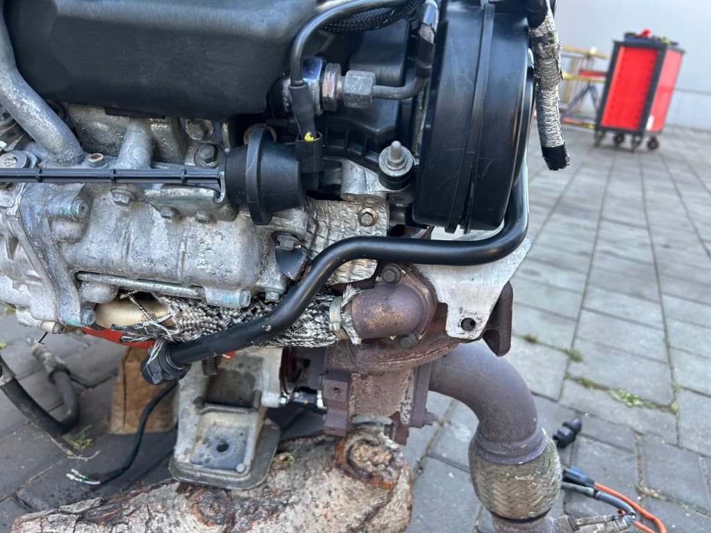 Moteur 306DT — vue 5