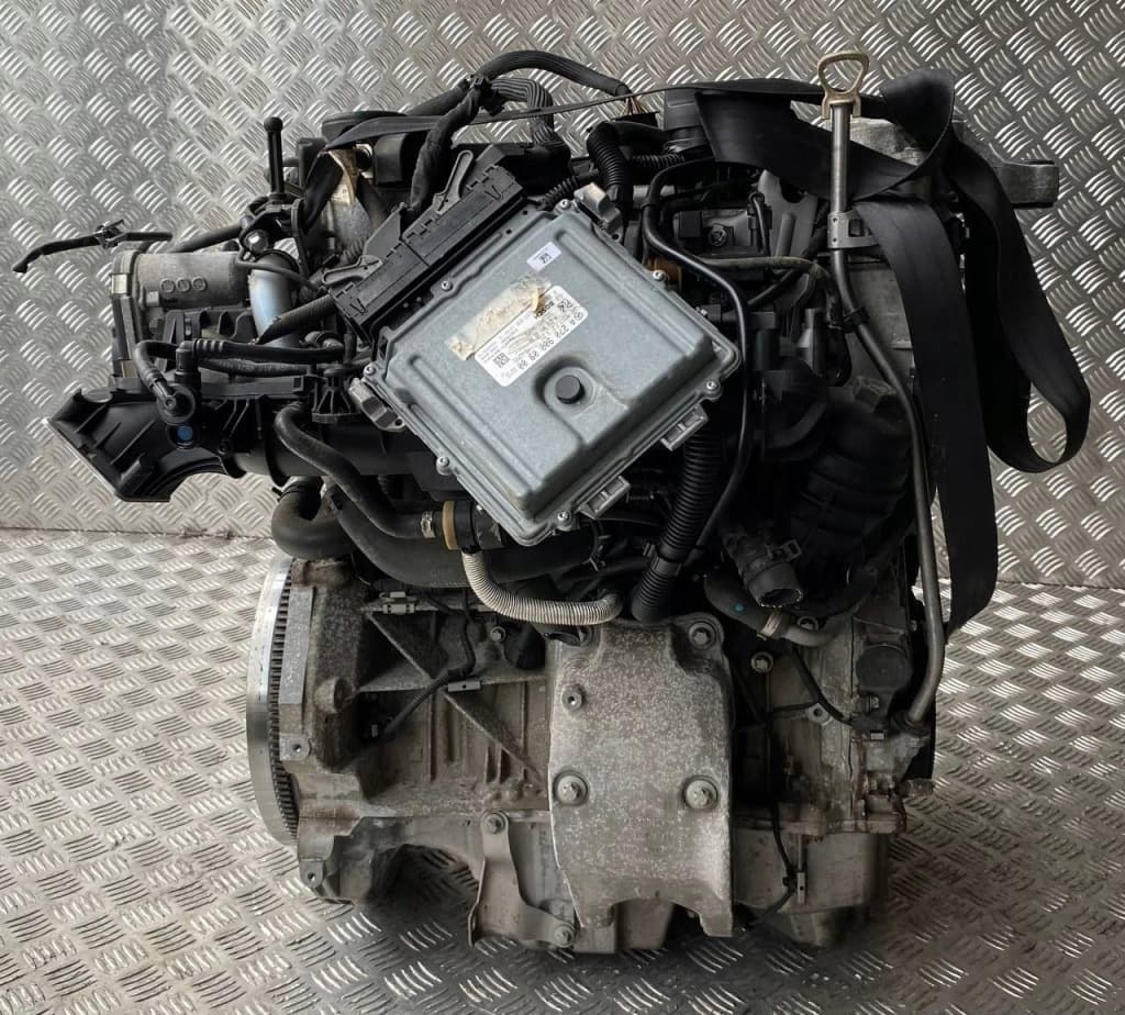 Moteur M 270.910 — vue 4