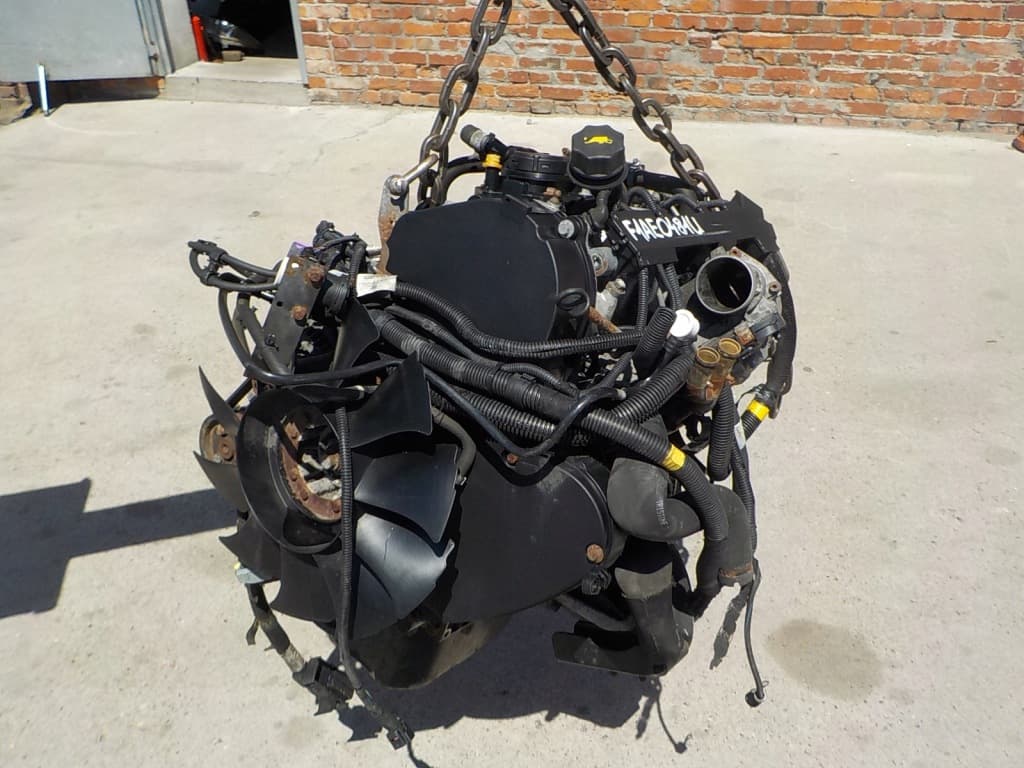 Moteur F1AE0481U — vue 4