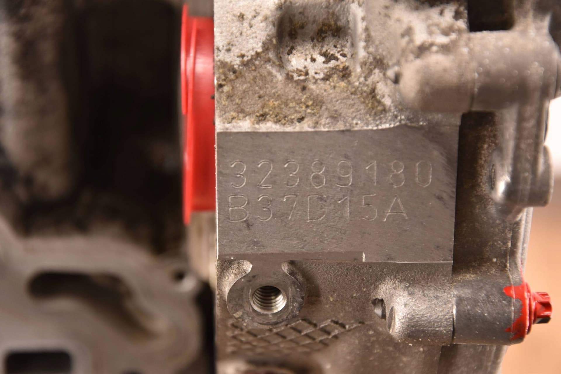 Moteur B37 D15 A — vue 4