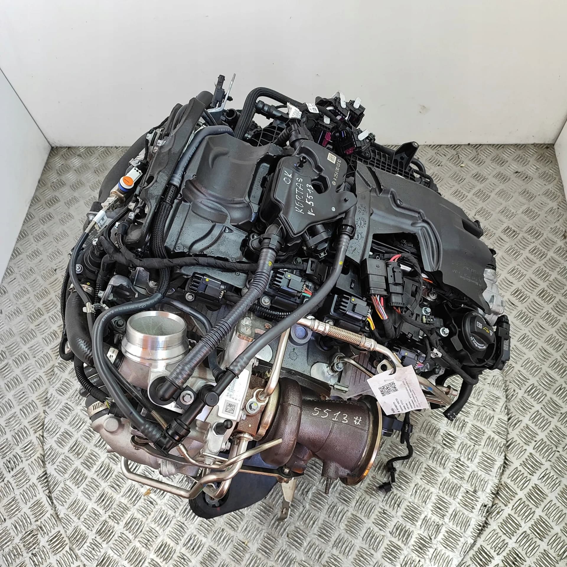 Moteur M 264.915 — vue 3