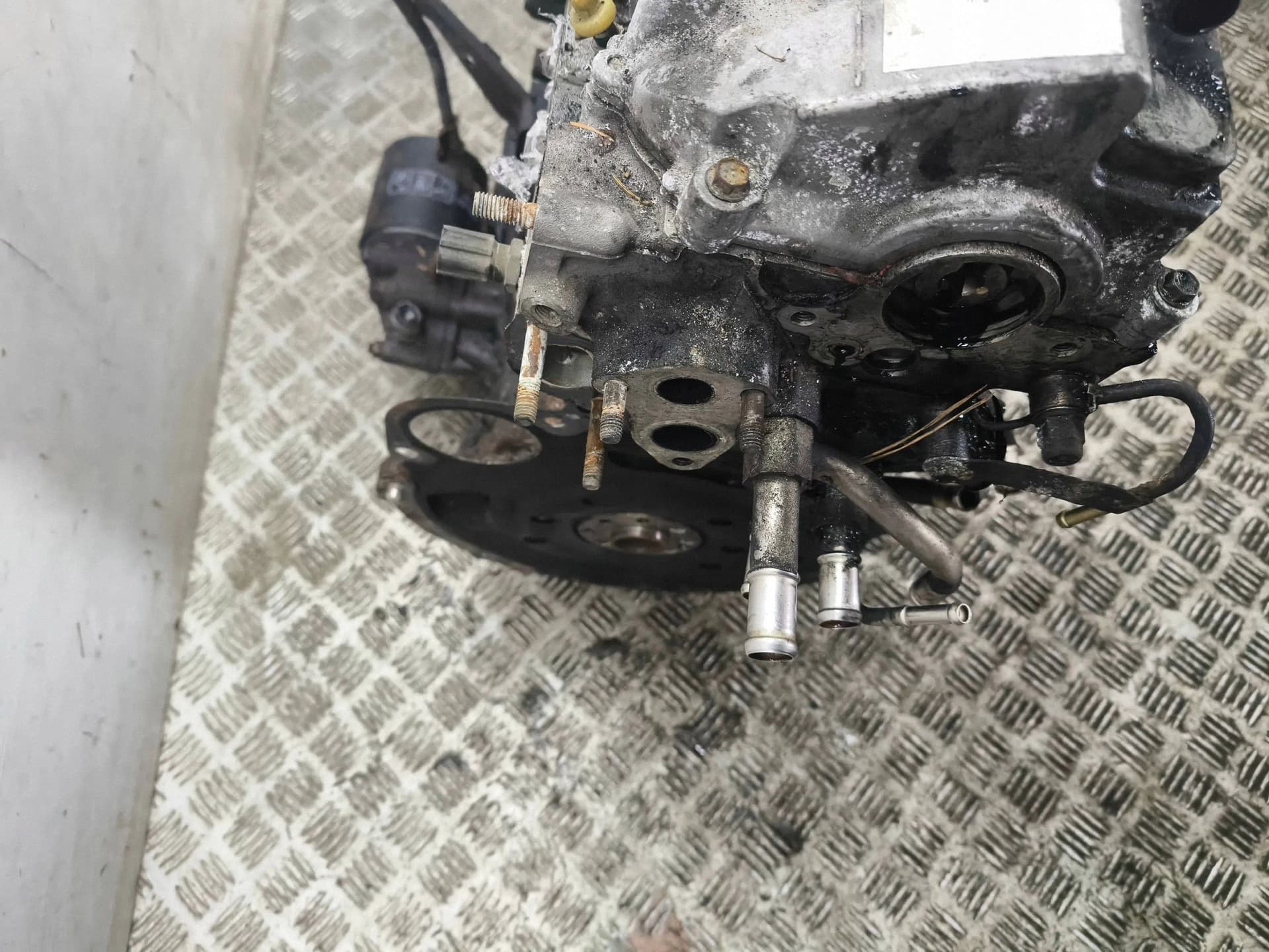 Moteur 1CD-FTV — vue 4