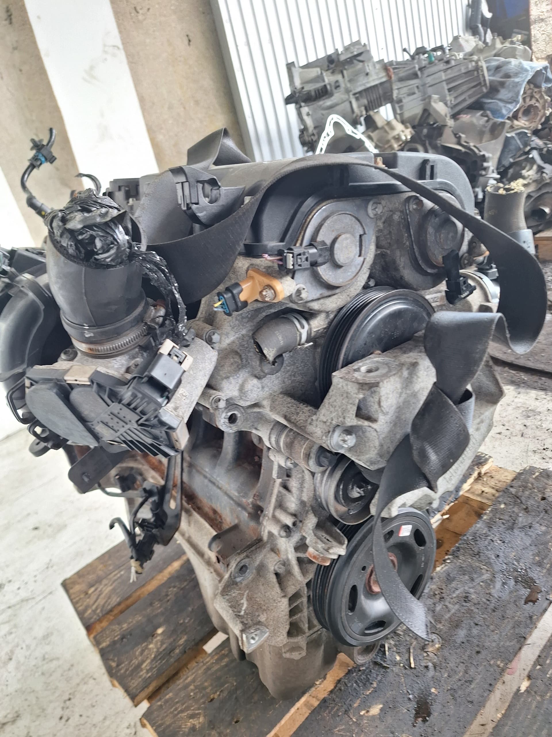 Moteur A 12 XER — vue 7