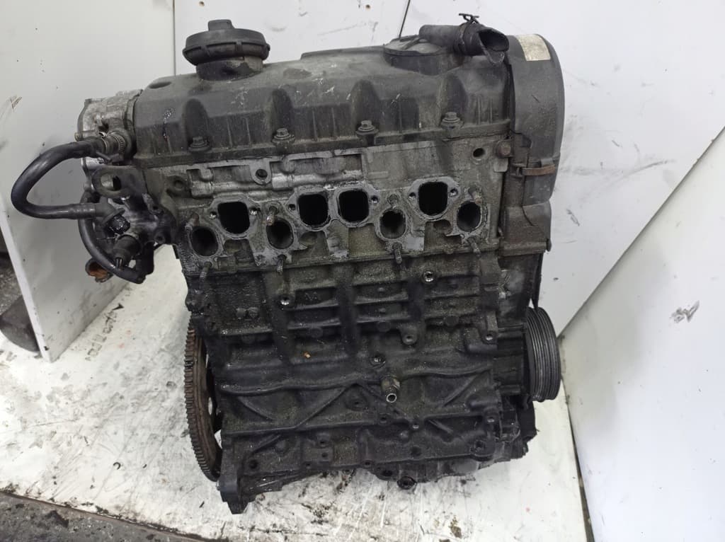 Moteur AVF pour Skoda Superb 1.9 Diesel