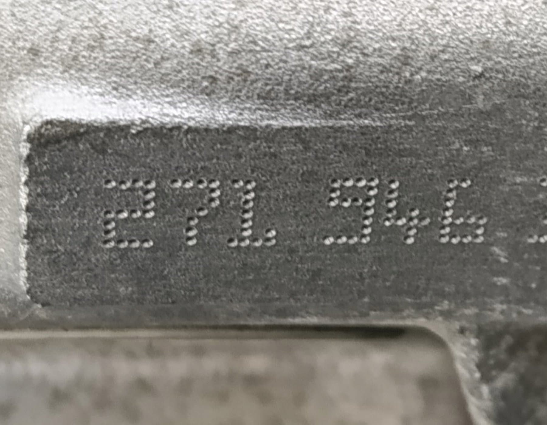 Moteur M 112.946 — vue 4