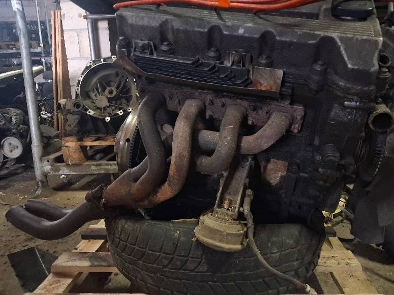 Moteur M42 B18 (184S1) — vue 3
