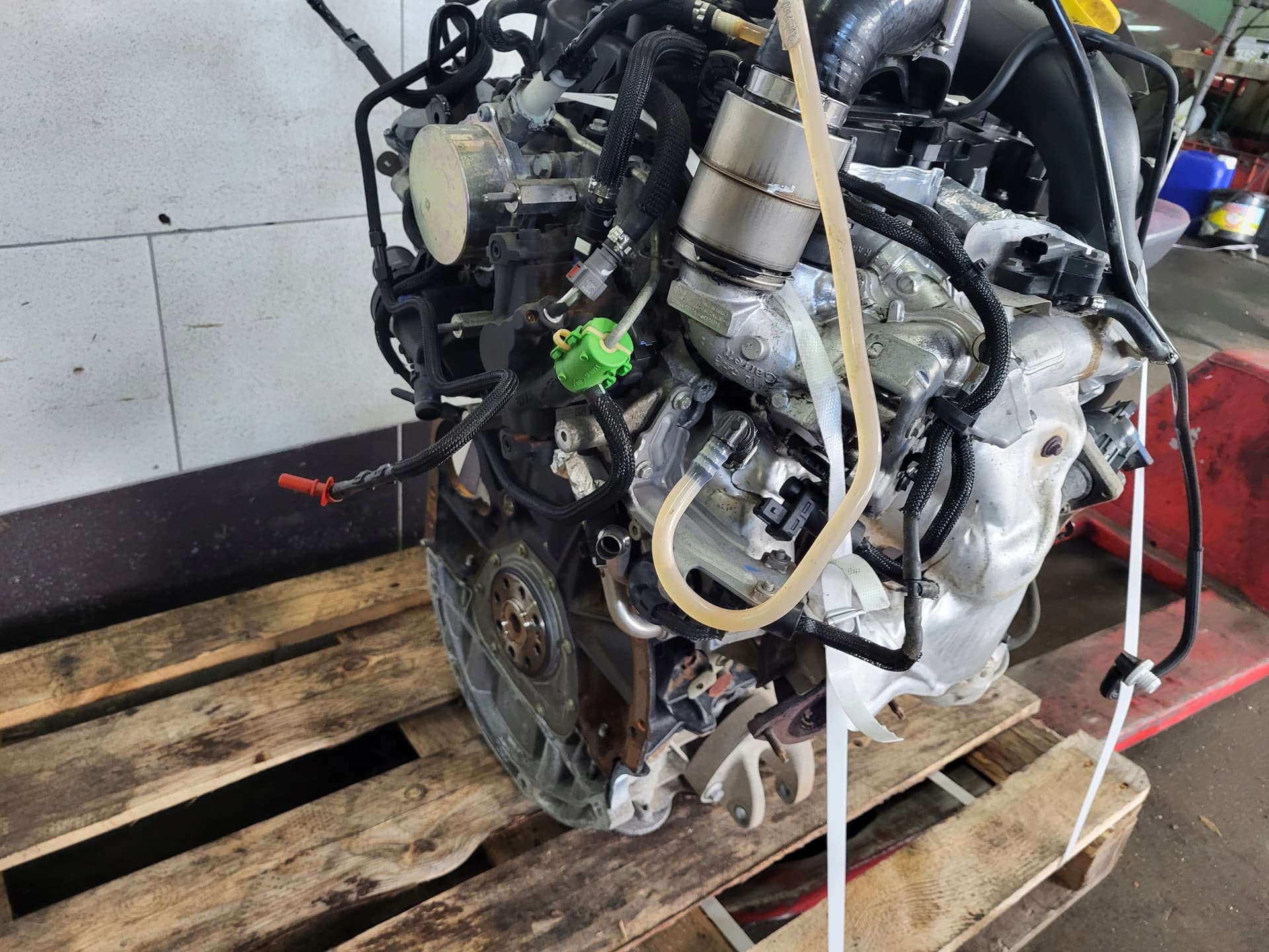 Moteur M9T 716 — vue 4