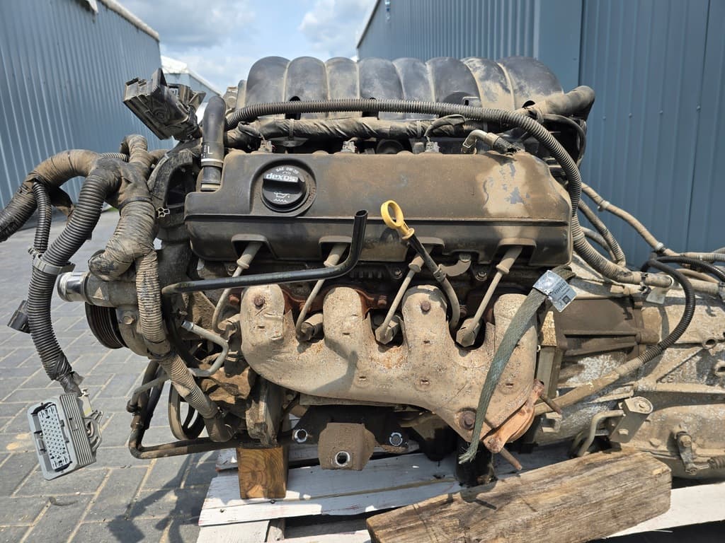 Moteur L83(325CUV8) — vue 3