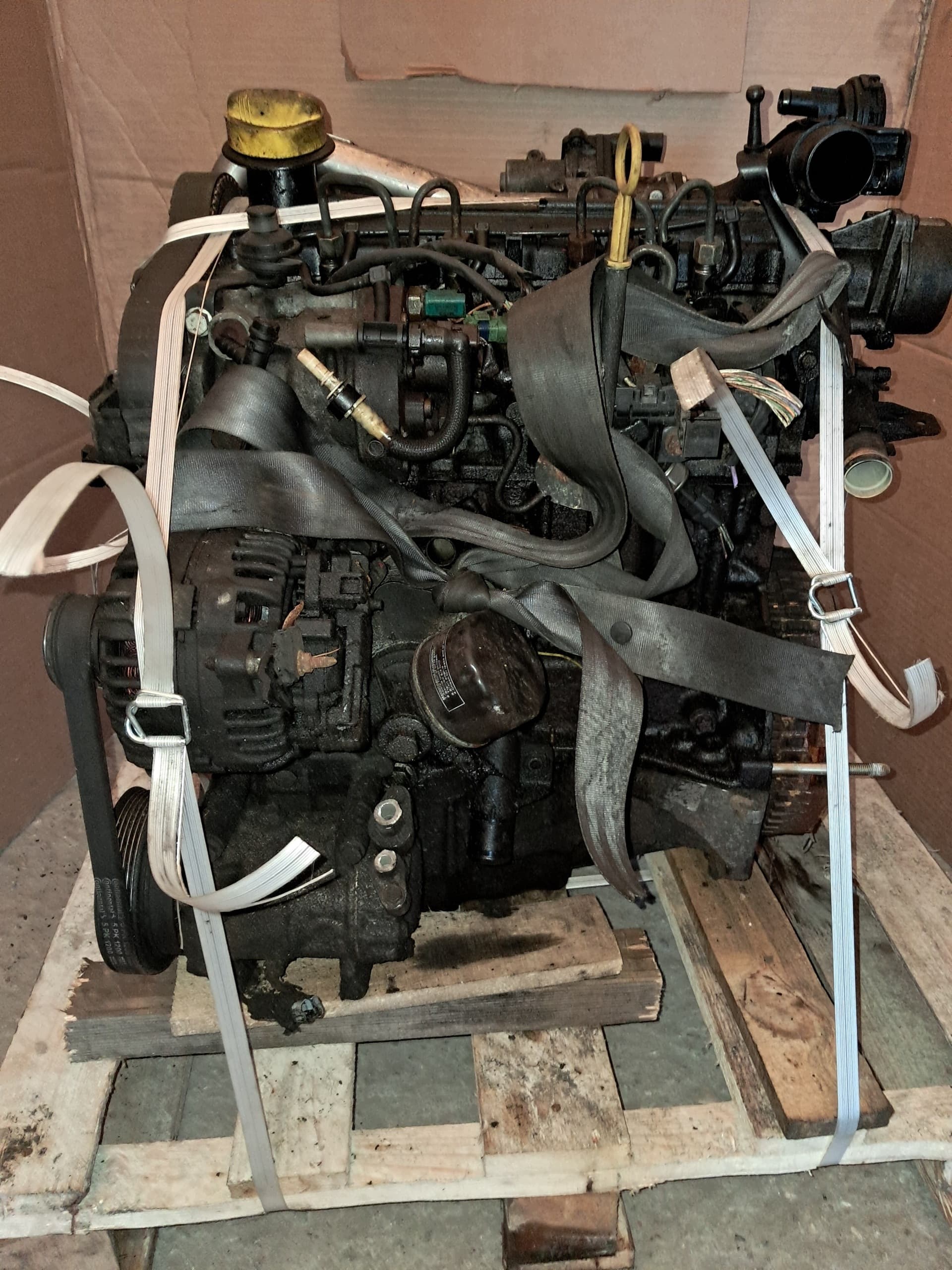Moteur K9K 768 — vue 4