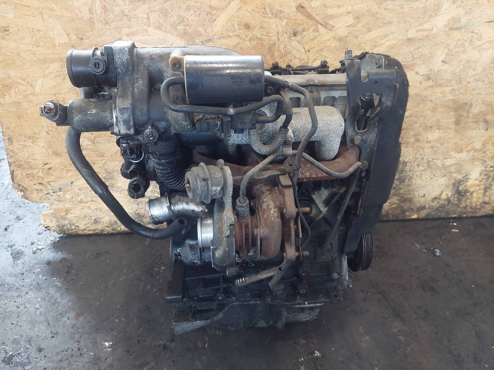 Moteur D 4192 T4 pour Volvo S40 1.9 Diesel