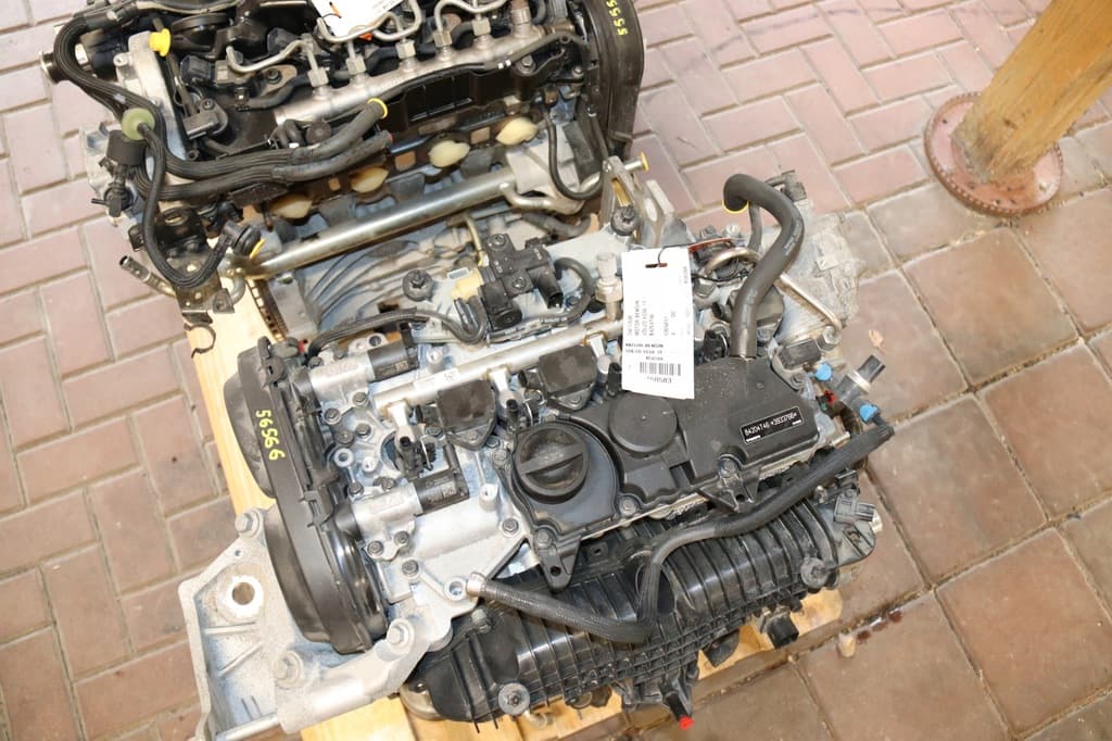 Moteur B 4204 T46 — vue 2