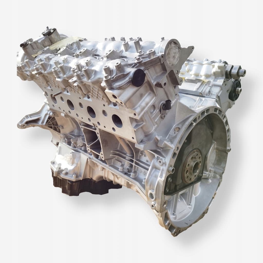 Moteur M 157.983 — vue 2