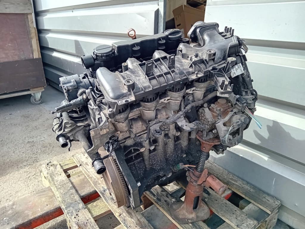 Moteur 9HX (DV6ATED4) — vue 2
