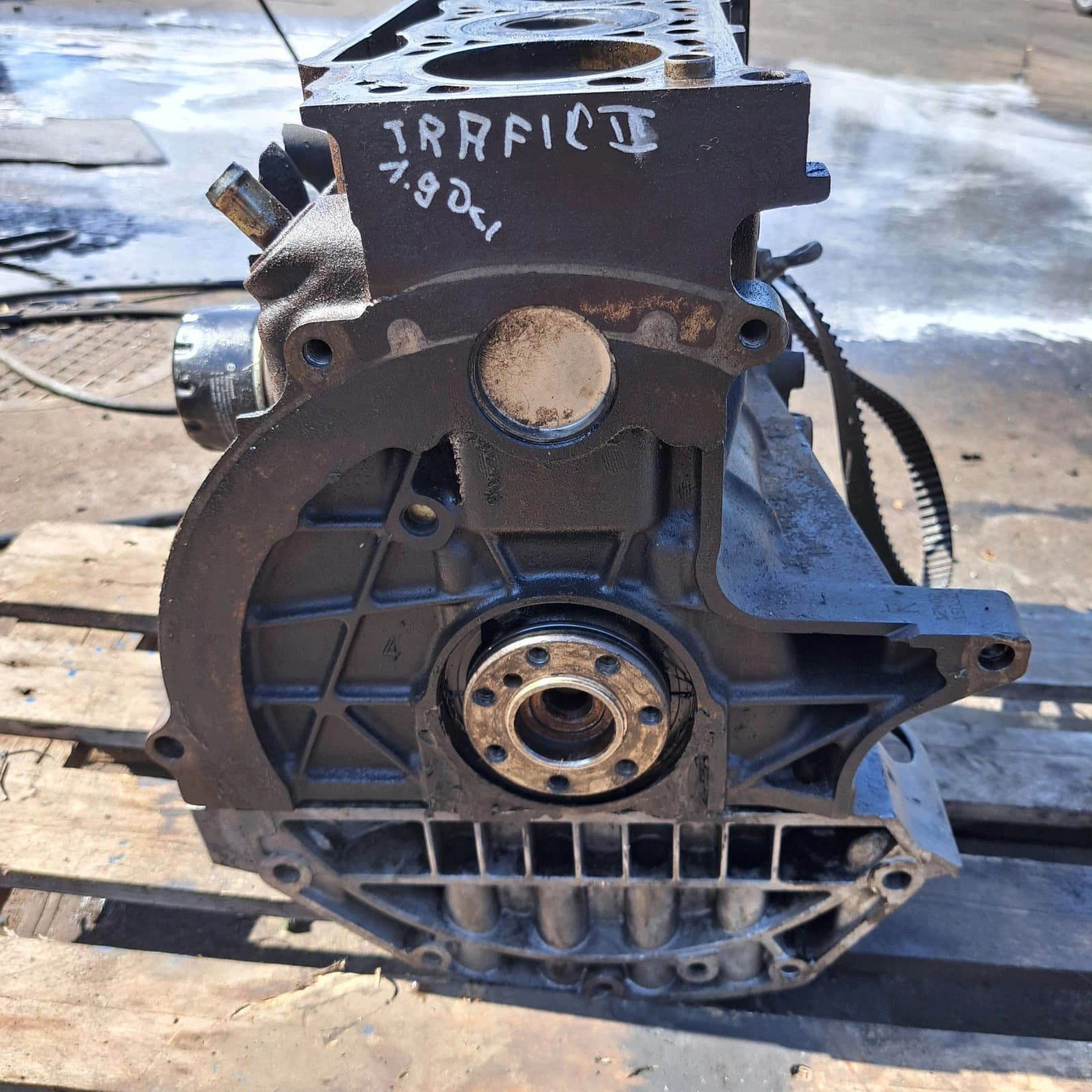 Moteur 8140.67.2500 — vue 2