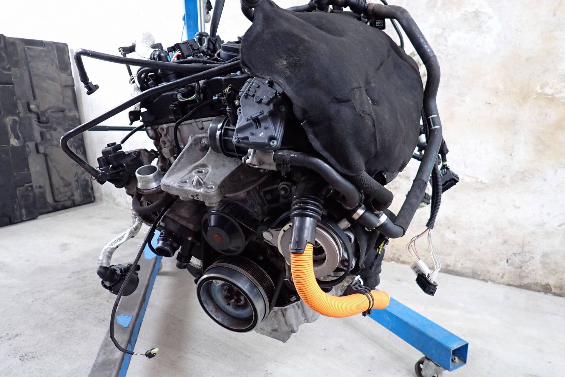 Moteur B38 K15 A pour BMW I8