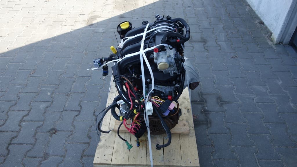 Moteur D4F 744 — vue 2