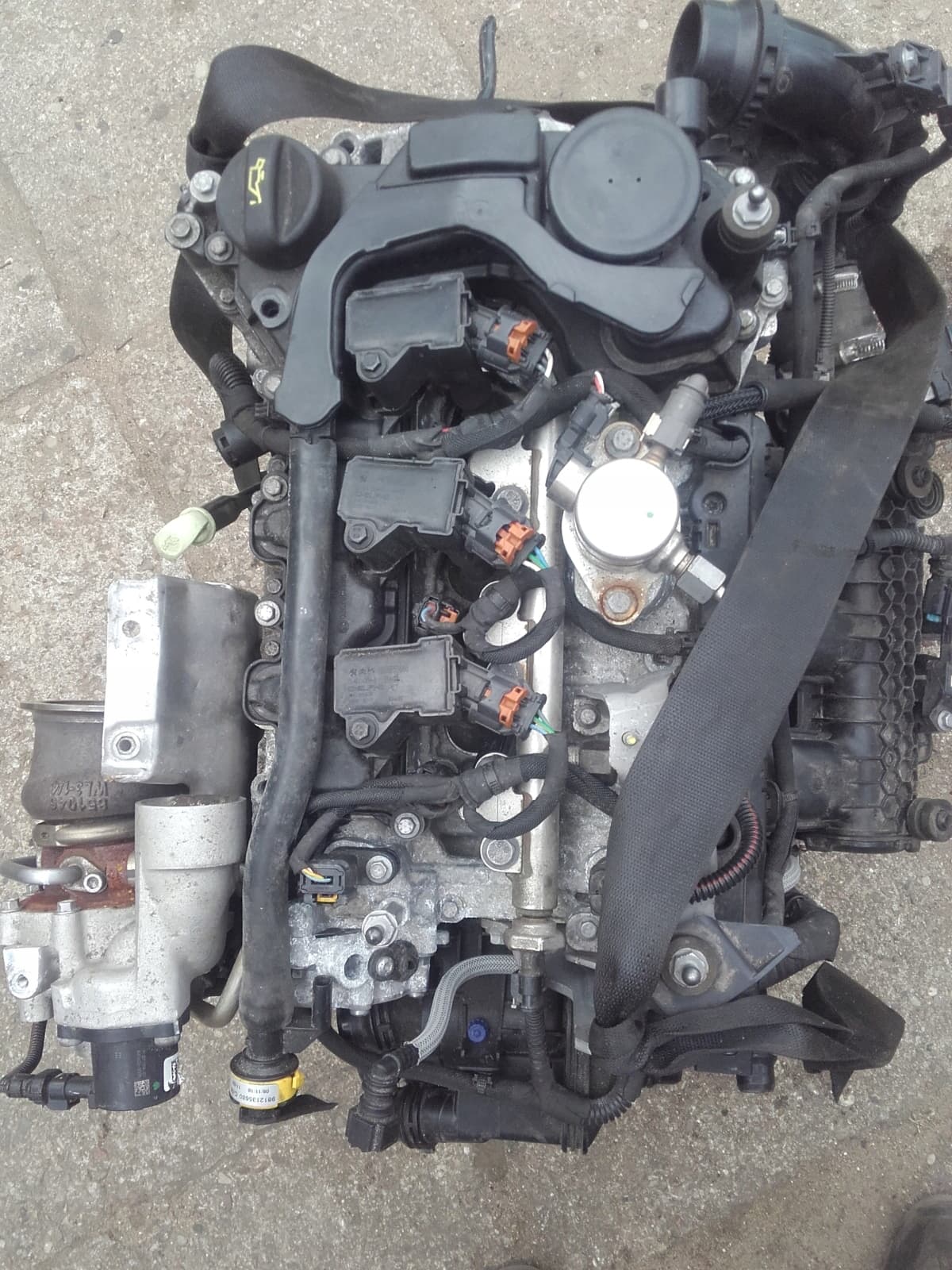Moteur HNK (EB2ADTD) pour Peugeot 2008