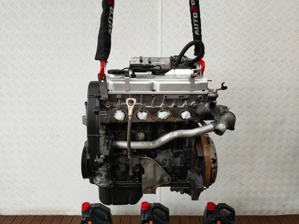 Moteur 4G93 (DOHC 16V) — vue 2