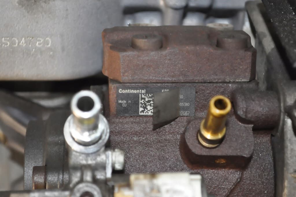 Moteur 9HL (DV6C) — vue 2