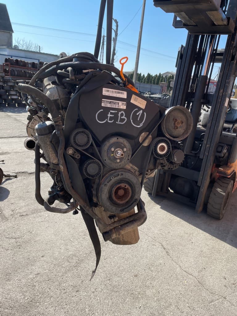 Moteur CEBA pour Volkswagen Crafter 2.5 Diesel