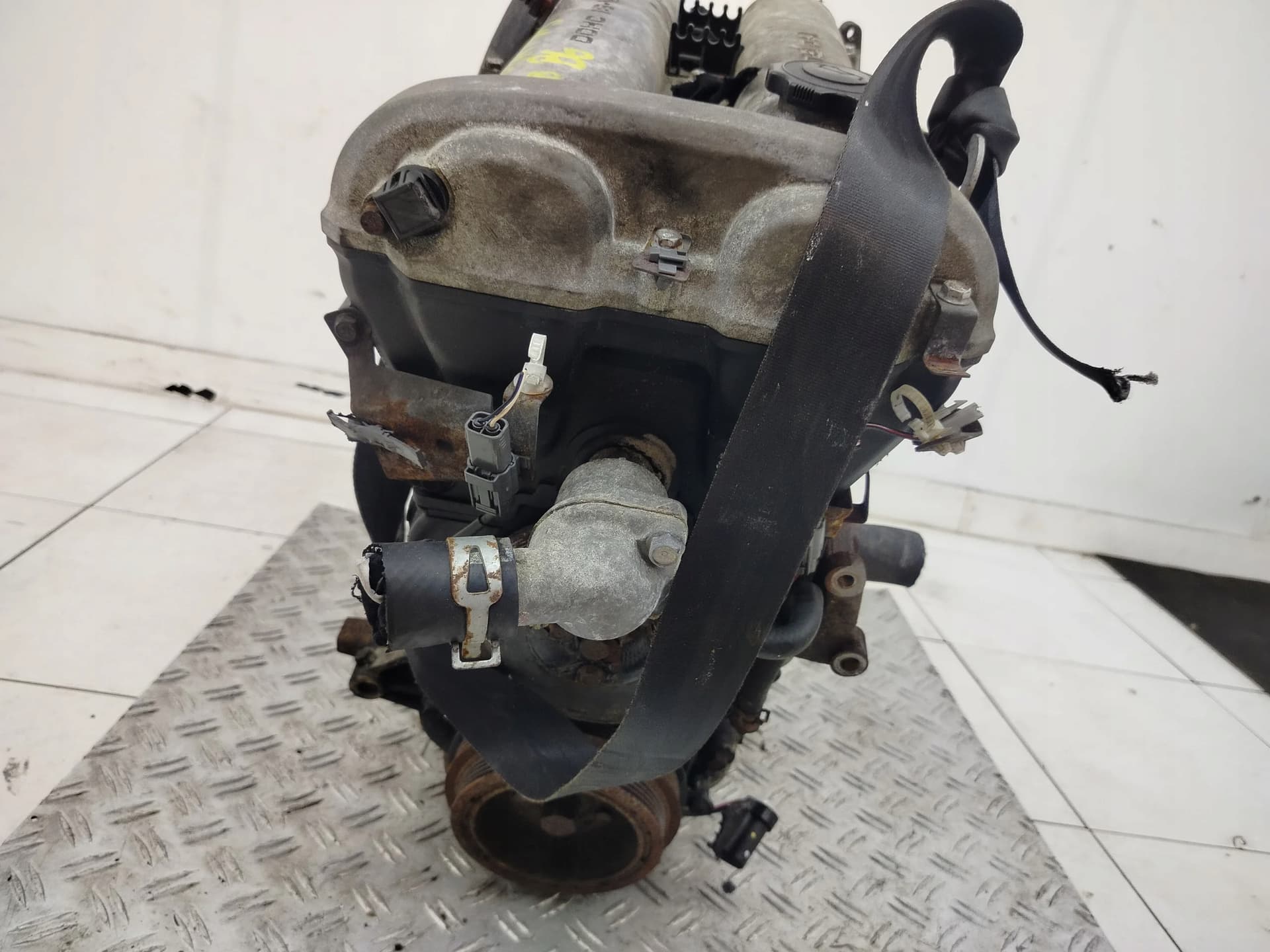Moteur B6ZE — vue 2