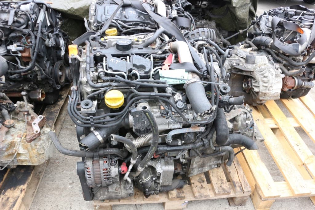 Moteur M9R 744 pour Renault Laguna 2.0 Diesel
