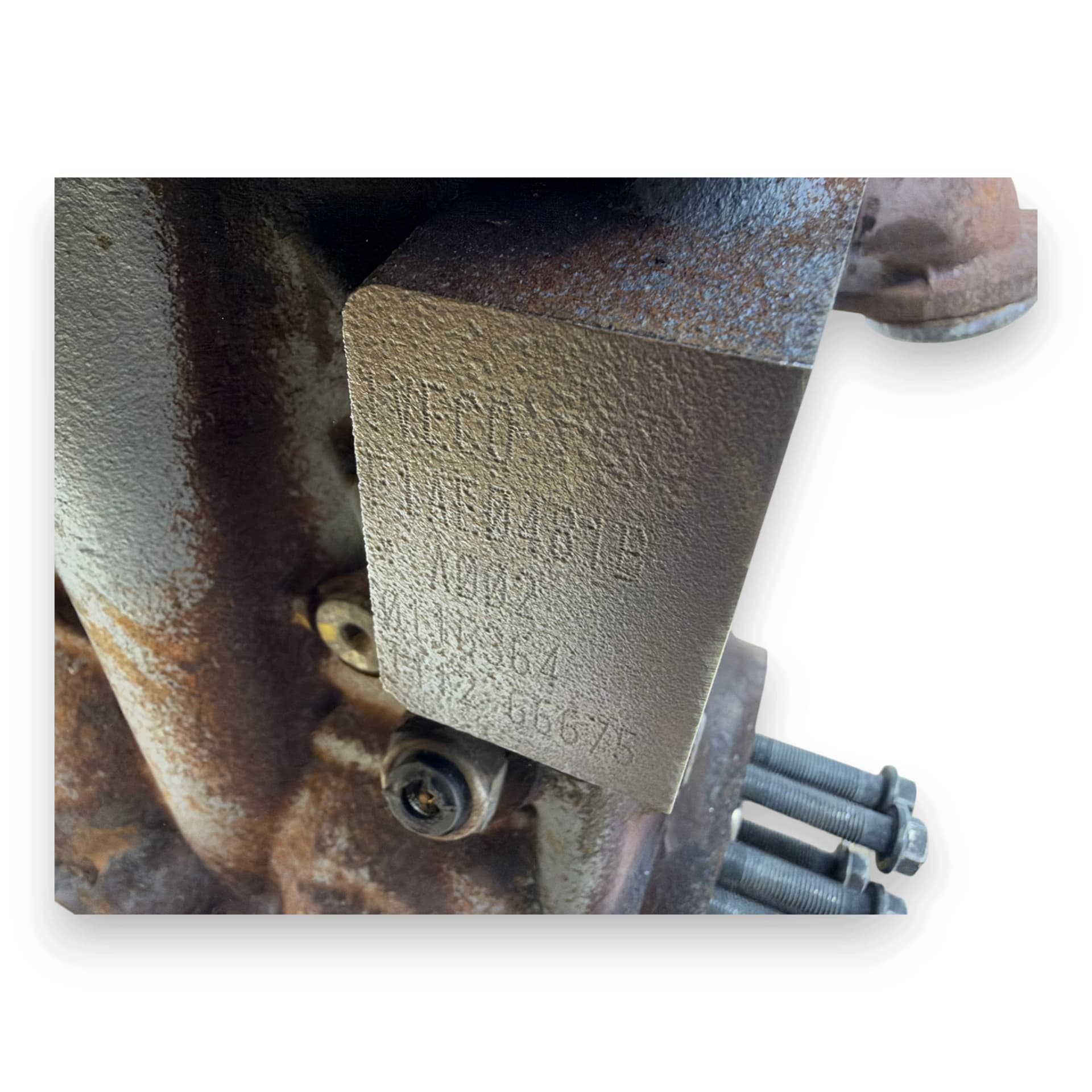 Moteur F1AE0481B — vue 2