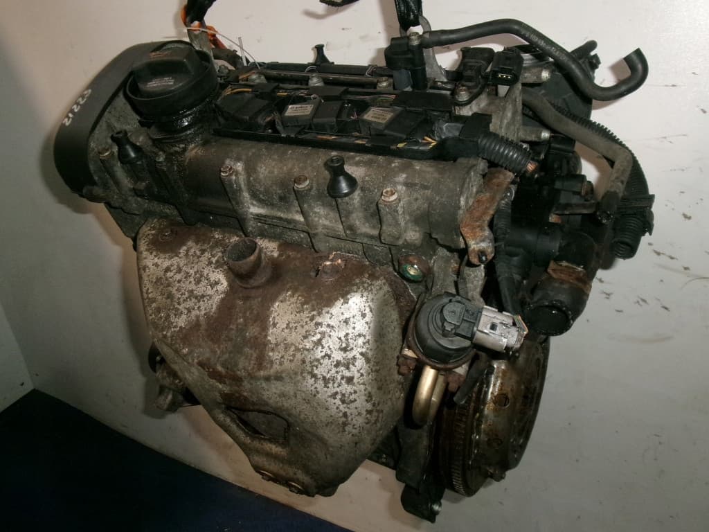 Moteur ABU pour Volkswagen Golf 1.6 Petrol
