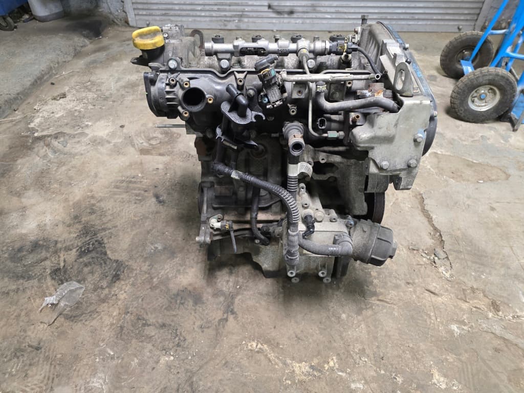 Moteur D16AA — vue 2