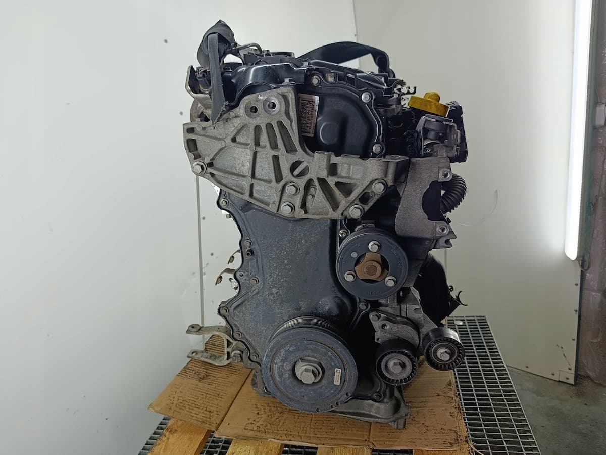Moteur M9R 816 — vue 2