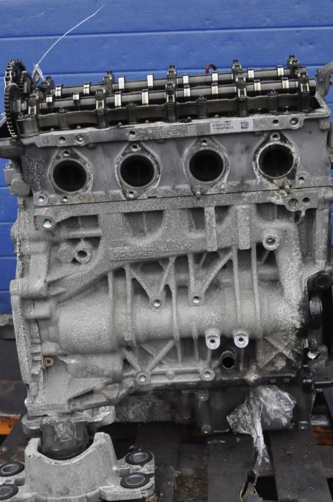 Moteur N47 D20 D — vue 2