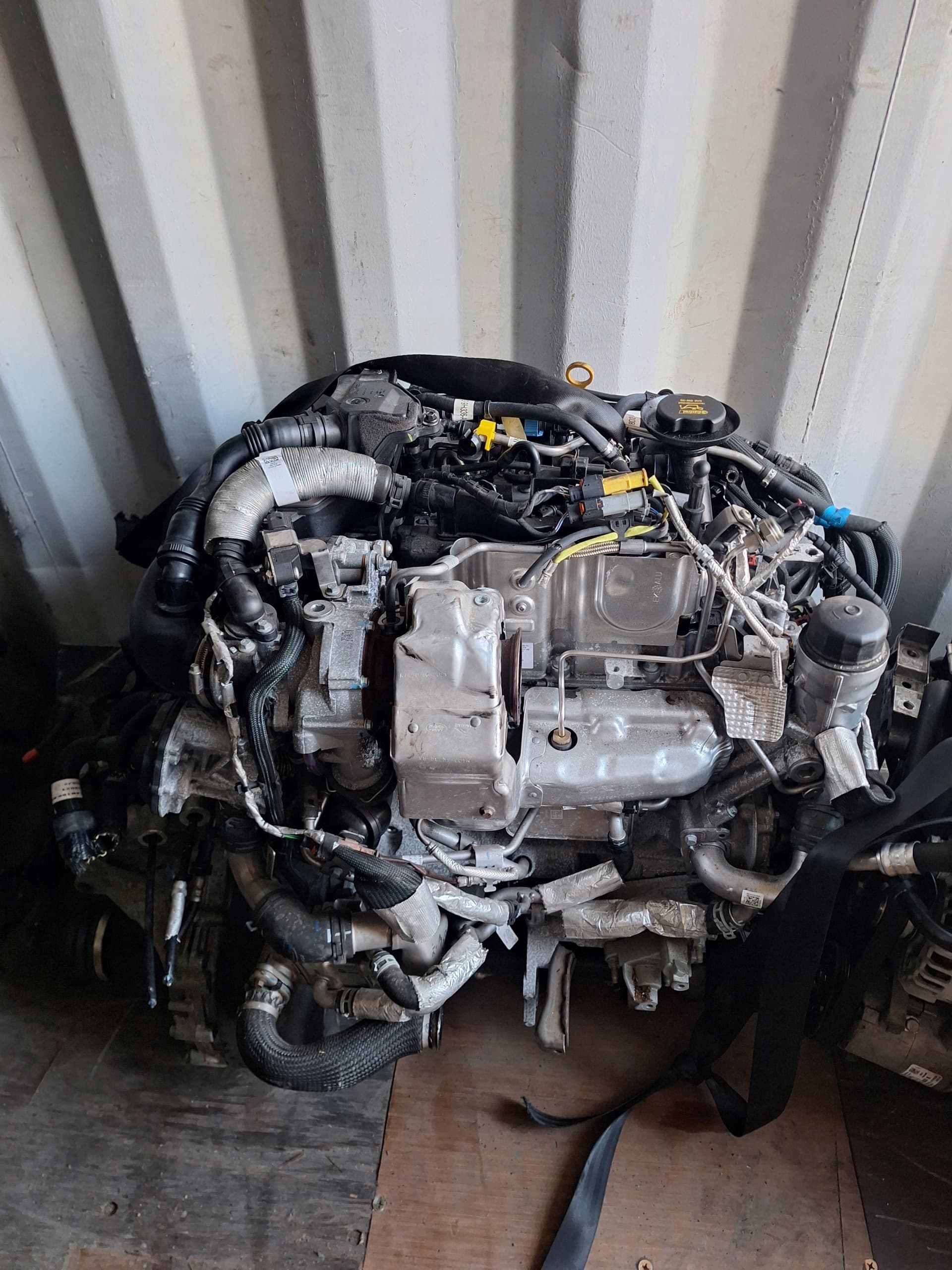 Moteur 204DTY(AJ21D4) — vue 2