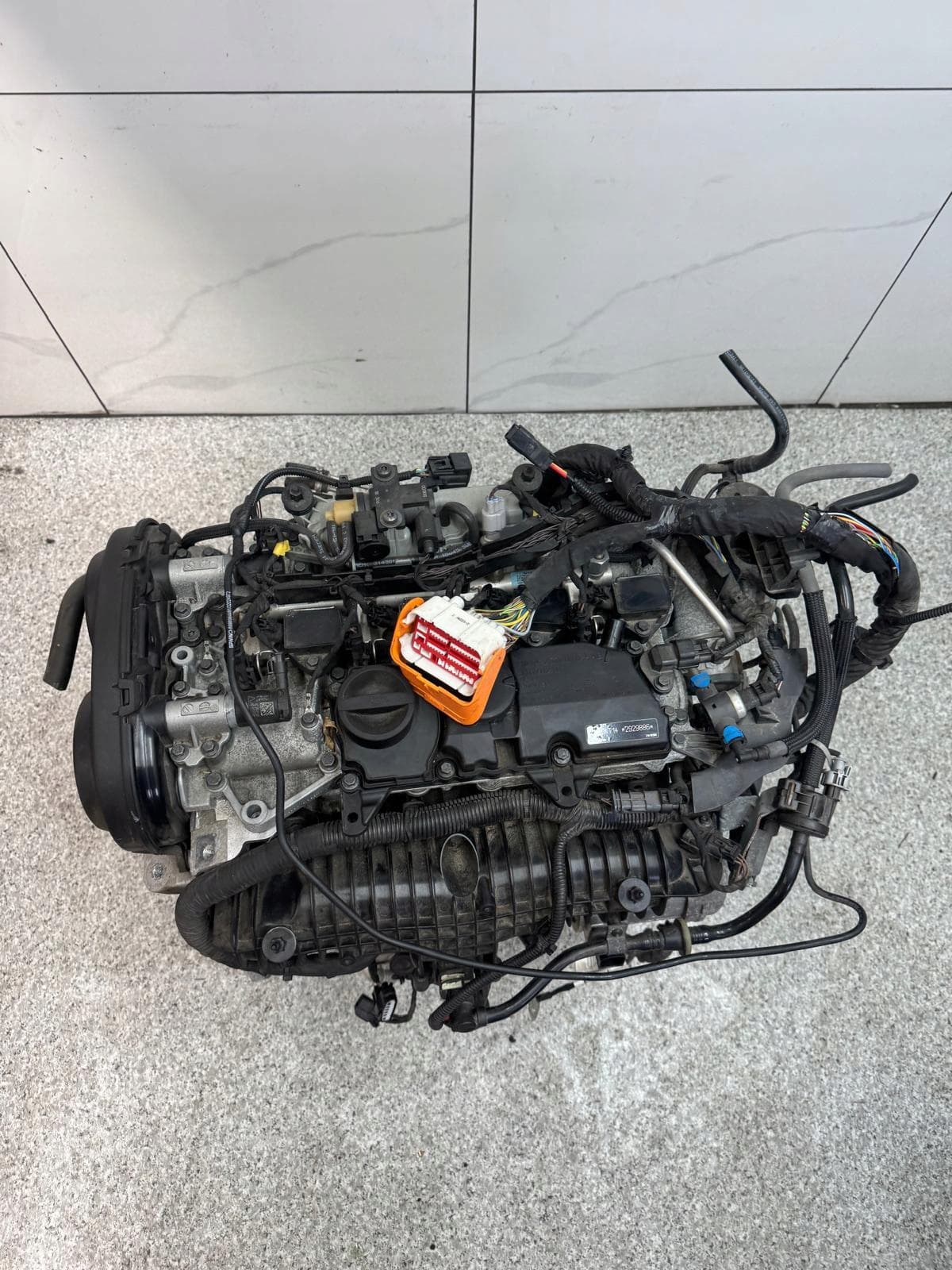 Moteur B 4204 T14 — vue 2