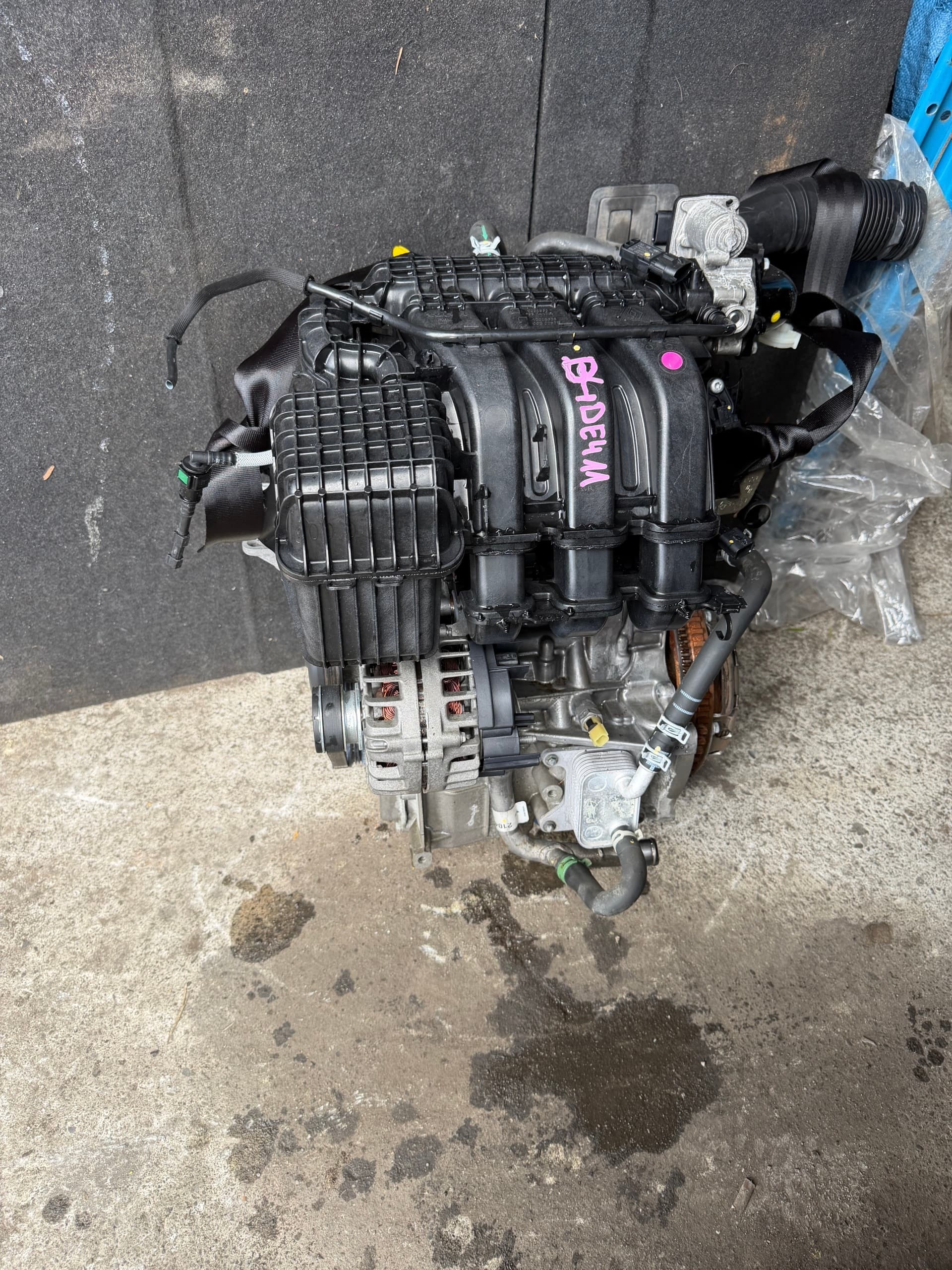Moteur B4D 400 pour Dacia