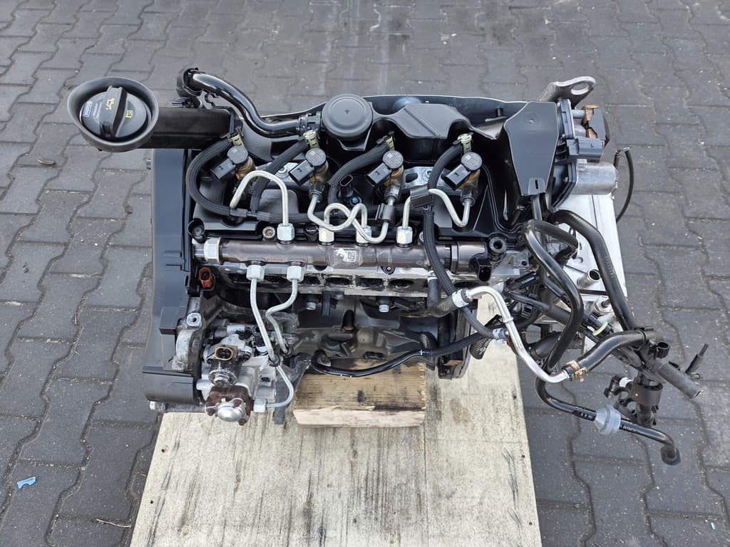 Moteur CXEC — vue 2