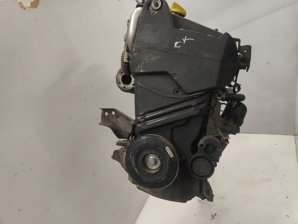 Moteur K9K 832 — vue 2
