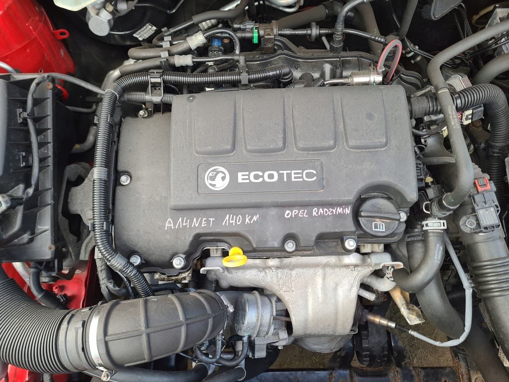Moteur A 14 NET — vue 2
