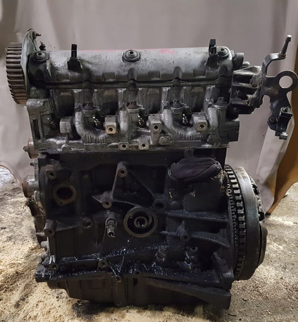 Moteur F9Q 750 pour Renault Laguna 1.9 Diesel